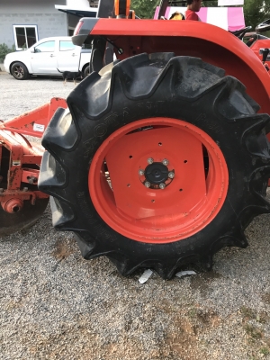 ขายคูโบต้าL4708spพร้อดันหน้า+ผาน6x24 สภาพพร้อมใช้คับราคาเบาๆ425,000บาทถ้วนคับ