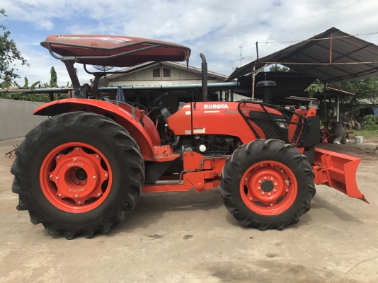 ขายรถไถคูโบต้า #M9540 ใช้งาน 1,500 ชม. เดิมทุกจุด เครื่องสมบูรณ์100\%  พร้อมอุปกรณ์ดันหน้า+ผาน7 ราคา 698,000 บาท สนใจโทร 081-9136451 , 087-8390653  ขอดูรูปเพิ่มเติม Line:bow6451 ค่ะ เล่มพร้อมโอน  ราคาจัดส่งฟรี ค่ะ