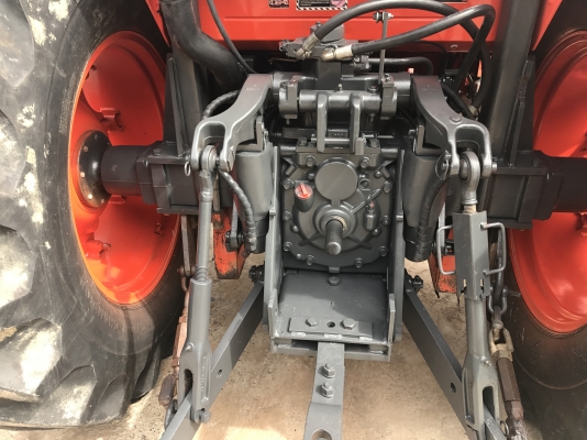 ขายรถไถคูโบต้า #M9540 ใช้งาน 1,500 ชม. เดิมทุกจุด เครื่องสมบูรณ์100\%  พร้อมอุปกรณ์ดันหน้า+ผาน7 ราคา 698,000 บาท สนใจโทร 081-9136451 , 087-8390653  ขอดูรูปเพิ่มเติม Line:bow6451 ค่ะ เล่มพร้อมโอน  ราคาจัดส่งฟรี ค่ะ