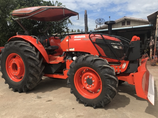 ขายรถไถคูโบต้า #M9540 ใช้งาน 1,500 ชม. เดิมทุกจุด เครื่องสมบูรณ์100\%  พร้อมอุปกรณ์ดันหน้า+ผาน7 ราคา 698,000 บาท สนใจโทร 081-9136451 , 087-8390653  ขอดูรูปเพิ่มเติม Line:bow6451 ค่ะ เล่มพร้อมโอน  ราคาจัดส่งฟรี ค่ะ