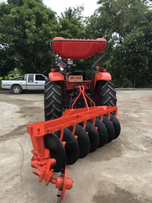 ขายรถไถคูโบต้า #M6040 ใช้งาน 1,500 ชม. เดิมทุกจุด เครื่องสมบูรณ์100\% รถปี56 พร้อมอุปกรณ์ดันหน้า+ผาน7 ราคา 558,000 บาท สนใจโทร 081-9136451 , 087-8390653  ขอดูรูปเพิ่มเติม Line:bow6451 ค่ะ เล่มพร้อมโอน  ราคาจัดส่งฟรี ค่ะ