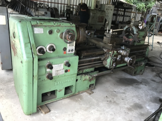 ขายเครื่องกลึง8ฟุตDainishi4เพลาตัดเบรคไฟฟ้ามีสามขาครบเปิดคอม้าได้