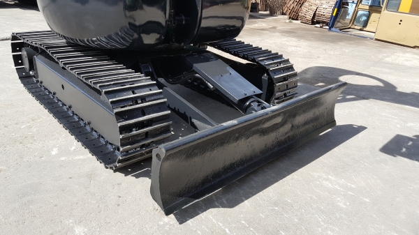 ขาย รถขุด KOBELCO รุ่น SK30UR-2- มือสองญี่ปุ่น  แทรกเหล็ก สลักบูท เอวแน่น 100\% ระบบดี มือถือ/LINE ID: 0818753444