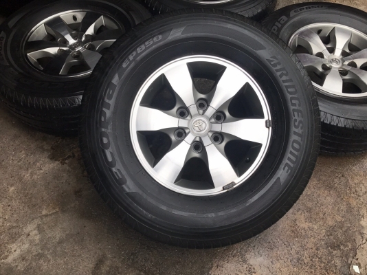 ล้อแม็ก Toyota Vigo ขอบ 16 พร้อมยาง Bridgestone 265-70-16 ปลายปี 15