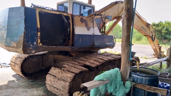 Komatsu pc200รุ่น5