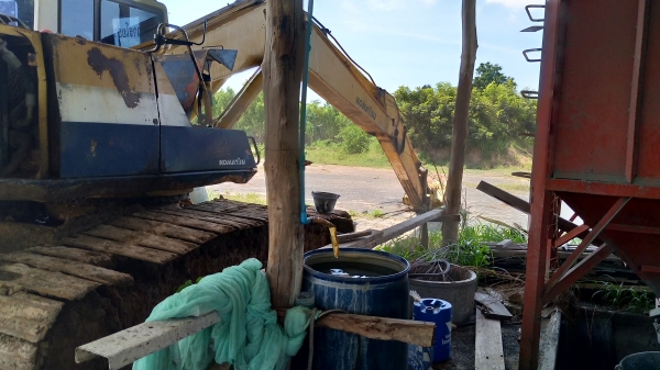 Komatsu pc200รุ่น5