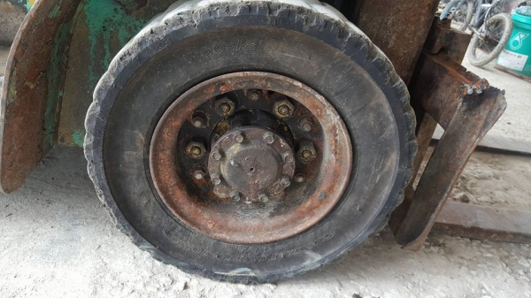 สินค้าเก่านอก ขายถูกด่วนๆรถยก FORK LIFT MITSUBISHI -FG20 ยกได้ 2 ตัน ,เสาสูง 4 เมตร/ 3ท่อน ,เกียร์ทอร์ค/ ราคาเพียง 99,000 บาท สนใจติดต่อ 0819337688