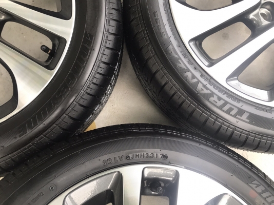 ล้อแม็กป้ายแดง TOYOTA SIENTA รุ่นท๊อป ขอบ 16 พร้อมยางใหม่ป้ายแดง 195-50-16 ปี 17