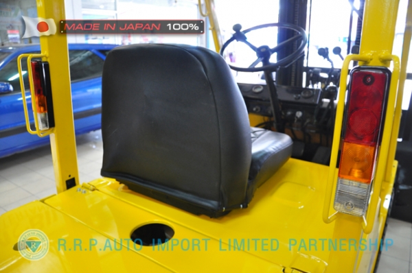 ขายรถโฟล์คลิฟท์มือสอง KOMATSU รุ่น FD15L-50409 นำเข้าจากประเทศญี่ปุ่น 100\% ไม่เคยใช้งานในไทย
