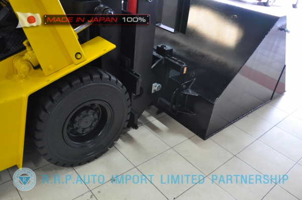 ขายรถโฟล์คลิฟท์มือสอง KOMATSU รุ่น FD15L-50409 นำเข้าจากประเทศญี่ปุ่น 100\% ไม่เคยใช้งานในไทย