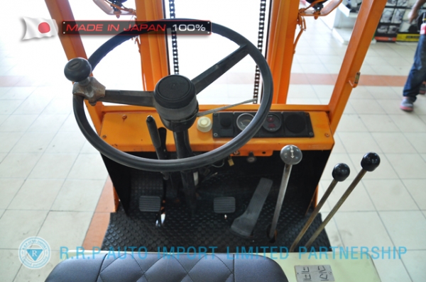 ขายรถโฟล์คลิฟท์มือสอง TOYOTA รุ่น 2FG9-58253 นำเข้าจากประเทศญี่ปุ่น 100\% ไม่เคยใช้งานในไทย