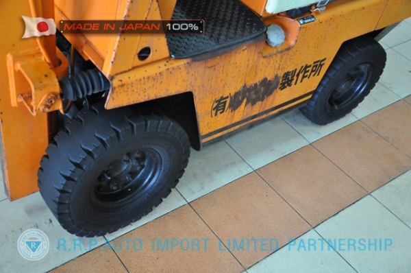 ขายรถโฟล์คลิฟท์มือสอง TOYOTA รุ่น 2FG9-58253 นำเข้าจากประเทศญี่ปุ่น 100\% ไม่เคยใช้งานในไทย