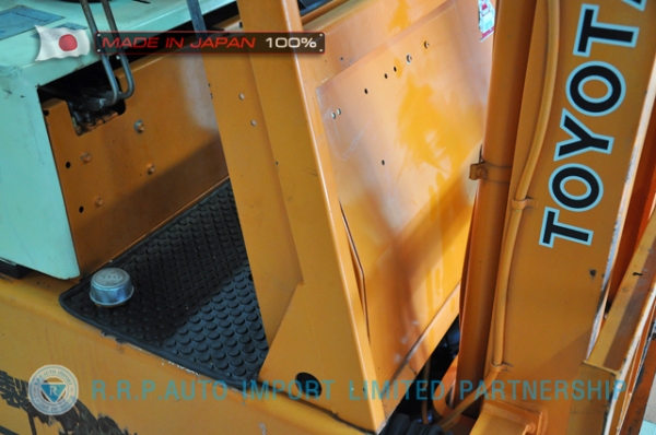 ขายรถโฟล์คลิฟท์มือสอง TOYOTA รุ่น 2FG9-58253 นำเข้าจากประเทศญี่ปุ่น 100\% ไม่เคยใช้งานในไทย