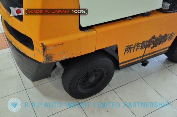 ขายรถโฟล์คลิฟท์มือสอง TOYOTA รุ่น 2FG9-58253 นำเข้าจากประเทศญี่ปุ่น 100\% ไม่เคยใช้งานในไทย