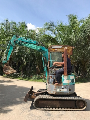 ขายแบคโฮ KOMATSU PC12uuครบๆ สวยเดิมจากญี่ปุ่น ทำงานสมบูรณ์ทุกระบบ รับรองไม่ผิดหวัง 168,000 เท่านั้น!!