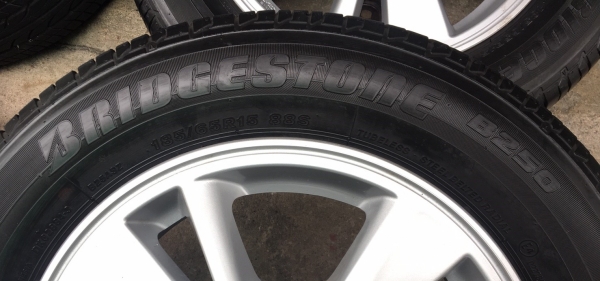ล้อแม็ก Toyota Avanza ขอบ15 พร้อมยาง Bridgestone 185-65-15