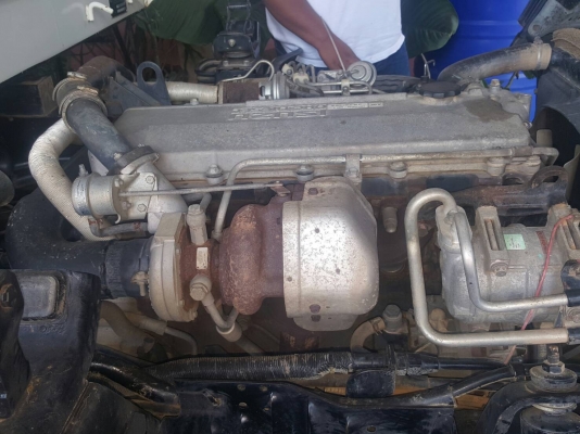 รถอีซูซุ 6 ล้อดั้ม NPR 130 แรงม้า ปี 51. , ( รถวิ่ง 4x,xxx กม. ) สนใจติดต่อ 081 - 6079515