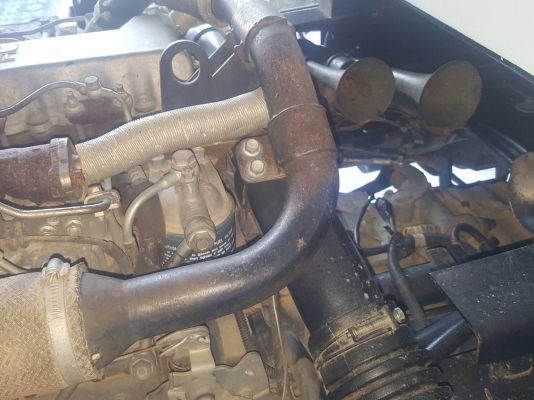 รถอีซูซุ 6 ล้อดั้ม NPR 130 แรงม้า ปี 51. , ( รถวิ่ง 4x,xxx กม. ) สนใจติดต่อ 081 - 6079515