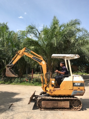 ขายแบคโฮ KOMATSU PC10ครบๆ สวยเดิมจากญี่ปุ่น ทำงานสมบูรณ์ทุกระบบ รับรองไม่ผิดหวัง 135,000 เท่านั้น!!