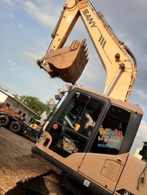 ขออณุญาติขายรถ SANY  SY215Cเอกสารเล่มไฟฟ้าครบชั่วโมง 9000กว่าพร้อมใช้พร้อมโอนราคา 1450000 สนใตติดต่อ 0853224877-0988930465