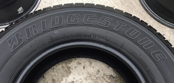 ยางป้ายแดง Bridgestone 245-70-16 ปี 17 ยางป้ายแดง Bridgestone 245-70-16 ปี 17