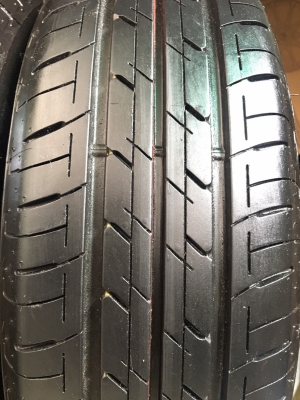 ยางป้ายแดง Bridgestone 175-65-14 ปี 17
