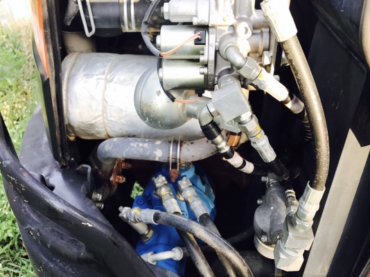 ขายครับ คูโบต้า สภาพสวยพร้อมใช้ รถปี 58 ใช้น้อย 3000 ชม.เล่มทะเบียนพร้อมโอน