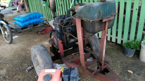 เครื่องคูโบต้ารุ่น15แรงพร้อมแท่นลากคับ