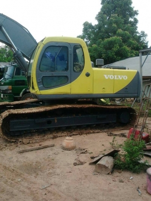 VOLVO EC210