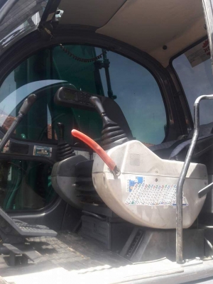 ขายKOBELCO SK200-2  มาร์คไฟว์  เก่าญี่ปุ่นแท้  หลุดมัดจำ  ยังไมีเคยใช้งานในไทย  สภาพสวย พร้อมใช้  เอกสารอินวอย..โทร 089-3818694 ดวงนภา