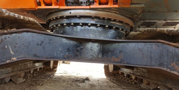 ขาย!! >>> Hitachi Zx200 รุ่น 1 เล่มทะเบียน แห้งๆ ช่วงล่างเต็ม <<< เบอร์ติดต่อ 098-7155789