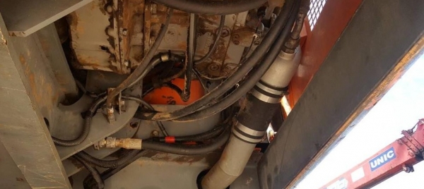 ขาย!! >>> Hitachi Zx200 รุ่น 1 เล่มทะเบียน แห้งๆ ช่วงล่างเต็ม <<< เบอร์ติดต่อ 098-7155789