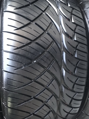 แม็ก Lenso RT7 ขอบ 20 พร้อมยาง NITTO 265-50-20 ปี16