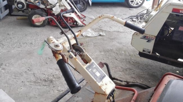 รถขนสินค้า KAWASHIMA รุ่น AC1510DB ดัมพ์ได้ / เปิดฝาข้างกระบะได้ บรรทุกน้ำ500kg. รหัสสินค้า 50106055 Tel.081-8283376 www.nihonmono.com