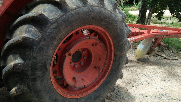 รถไถ KUBOTA M9540 , ( รถ 2 เพลา. ) สนใจติดต่อ 081 - 6079515 รถไถ KUBOTA M9540 , ( รถ 2 เพลา. ) สนใจติดต่อ 081 - 6079515