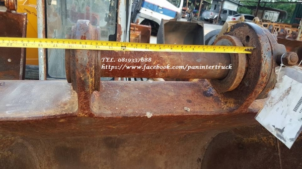 FROM JAPANสินค้าเก่านอกBUCKET บุ๊งกี๋สำหรับรถขุดไซค์200 ,220 /สลัก 80 มิล /มีปีกข้าง /4 ฟัน /ปากกว้าง :45 นิ้ว (114 cm.) / ราคาเพียง(ใบละ) 33,000 บาท สนใจรีบติดต่อ 0819337688