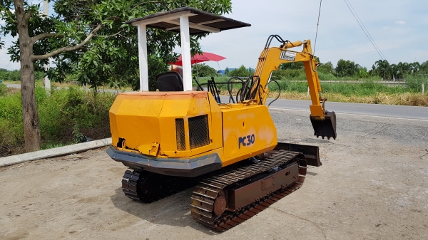 ขายด่วนรถแบคโฮKOMATSUโคมัสซูรุ่นยอดนิยมสวยๆPC30-3เครื่องโคมัสซู3D84เครื่องดีปั่มแรงรถนอกเพิ่งนำเข้ามาใหม่ยังไม่เคยใช้งานในเมืองไทยเลย