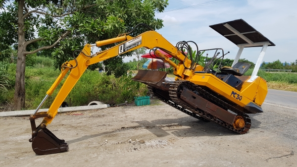 ขายด่วนรถแบคโฮKOMATSUโคมัสซูรุ่นยอดนิยมสวยๆPC30-3เครื่องโคมัสซู3D84เครื่องดีปั่มแรงรถนอกเพิ่งนำเข้ามาใหม่ยังไม่เคยใช้งานในเมืองไทยเลย