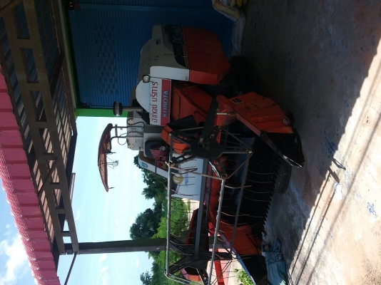 ขายรถเกี่ยวข้าว