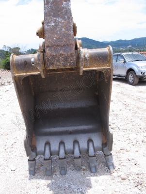 รถแบคโฮ ยี่ห้อ CAT รุ่น 320D