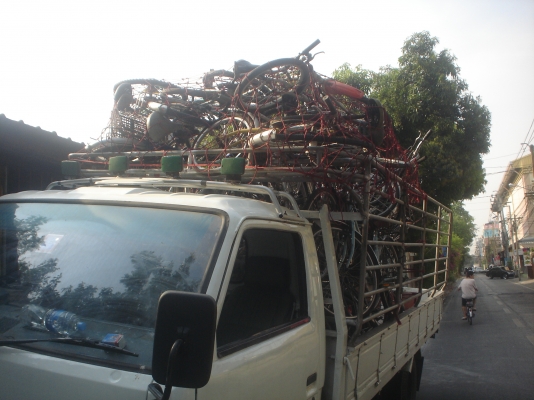 ขอบคุณครับเฮียพรชัย  พบกันครับเฮีย ของแท้ มี44คัน  ขายเหมา900/คัน