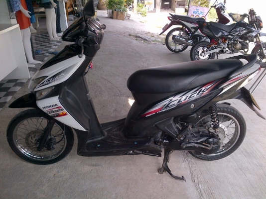 ขาย!ฮอนด้าคลิ๊ก ปี50 รถเครื่องเดิมแน่นๆ พร้อมใช้ ทะเบียน+เอกสารโอน ภาษีไม่หมด 088-2197709
