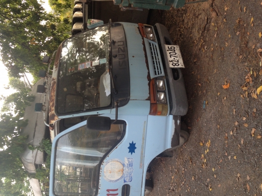 รถ4ล้อเล็ก ปี 39 เครื่อง 88แรงม้า รุ่น isuzu