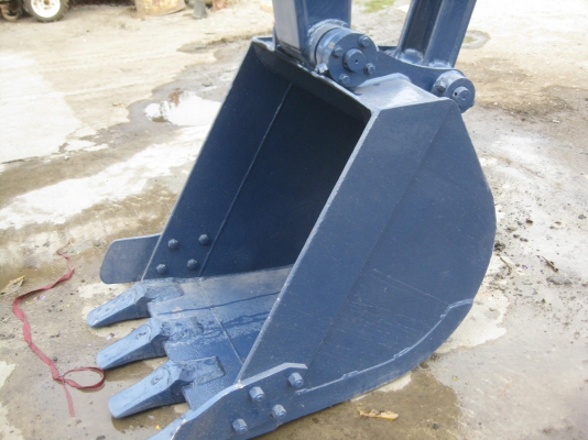 ขายรถขุดดินBACKHOE KOMATSU PC100-3 เป็นรถนอกนำเข้าเอง พร้อมใช้งาน ขายรถขุดดินBACKHOE KOMATSU PC100-3 เป็นรถนอกนำเข้าเอง พร้อมใช้งาน