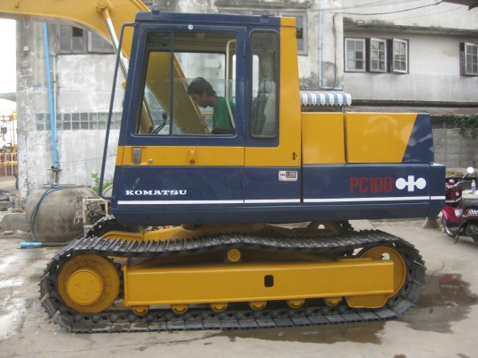 ขายรถขุดดินBACKHOE KOMATSU PC100-3 เป็นรถนอกนำเข้าเอง พร้อมใช้งาน ขายรถขุดดินBACKHOE KOMATSU PC100-3 เป็นรถนอกนำเข้าเอง พร้อมใช้งาน