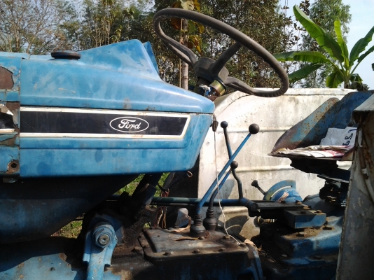 ขายด่วน!..รถไถ FORD 5000 รถสวย พร้อมใช้งาน.