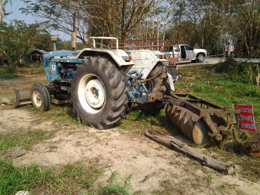 ขายด่วน!..รถไถ FORD 5000 รถสวย พร้อมใช้งาน.