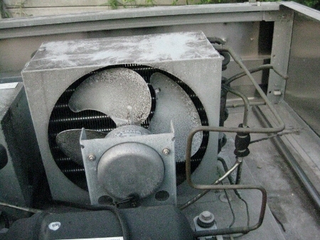 ขาย-ตู้แช่เย็นสแตนเลสแบบยืน 4 ประตู มือสองเก่าจากญี่ปุ่น เพียง 25,000 บาท ขาย-ตู้แช่เย็นสแตนเลสแบบยืน 4 ประตู มือสองเก่าจากญี่ปุ่น เพียง 25,000 บาท