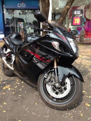 ขายดาวส์ hayabusa 2012ตัวใหม่ล่าสุดสภาพดีมากเอาไปไม่ต้องทำอะไรเลย