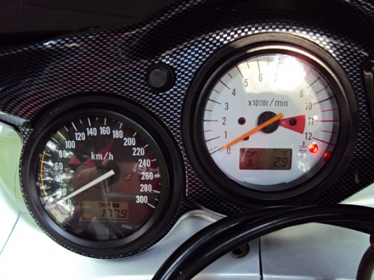 ขาย Suzuki TL1000S V-TWIN ระบบหัวฉีด 120,000 ขาย Suzuki TL1000S V-TWIN ระบบหัวฉีด 120,000